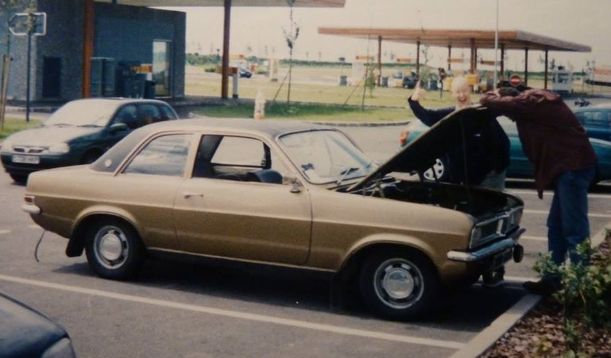 Viva, France, July 1999 (crop).png