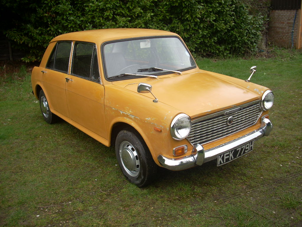 A Riley Kestrel, based upon the Austin 1100/1300. Beige 1966 model