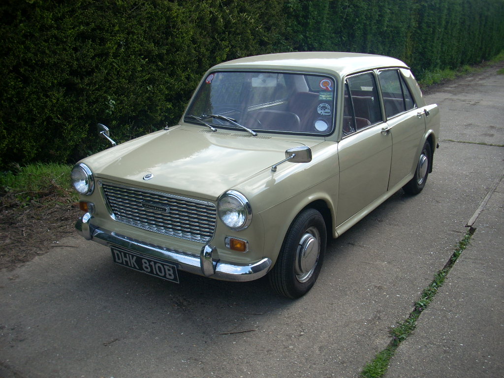 A Riley Kestrel, based upon the Austin 1100/1300. Beige 1966 model