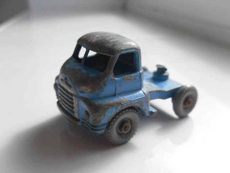 1855164902_Dinkycab002.thumb.JPG.bfdc68be21d3da5ad2f2d12ad28f7de3.JPG