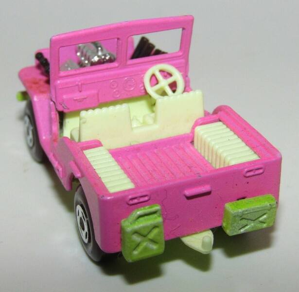 673293107_MatchboxMB02JeepHotRodRear.thumb.jpg.fbf2af93817323a2b481079143268afb.jpg