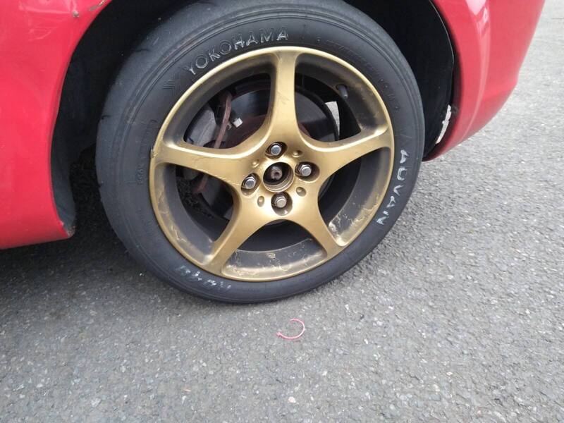 tyre.thumb.jpg.e31d4ff62e927a95af9168638c14c604.jpg
