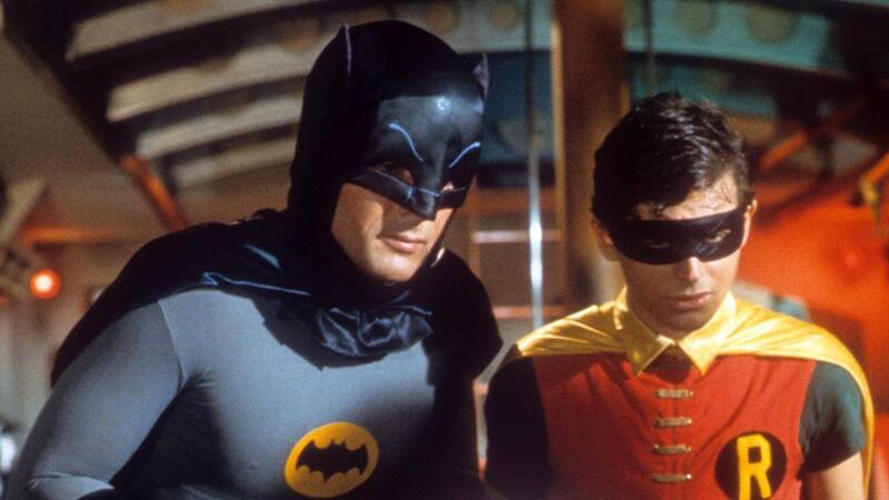 400141117_BatmanRobinLooking.thumb.jpg.9255b331a22c4e4afc1e03553b96a3c6.jpg