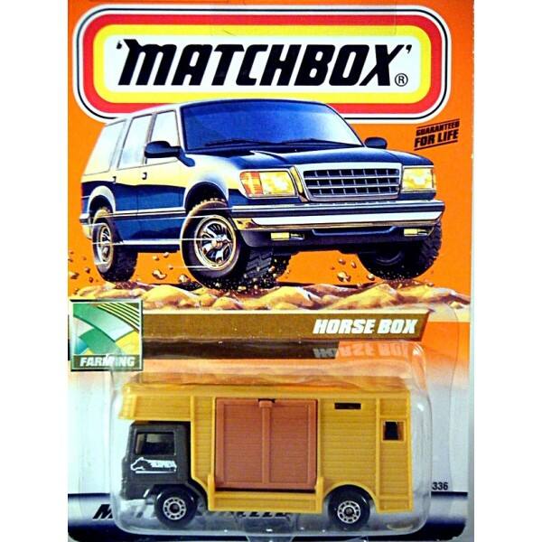 Matchbox_MB49_Horse_Box_2000.jpg.7fd8185fd3b9e59ec7a9527695d83e96.jpg