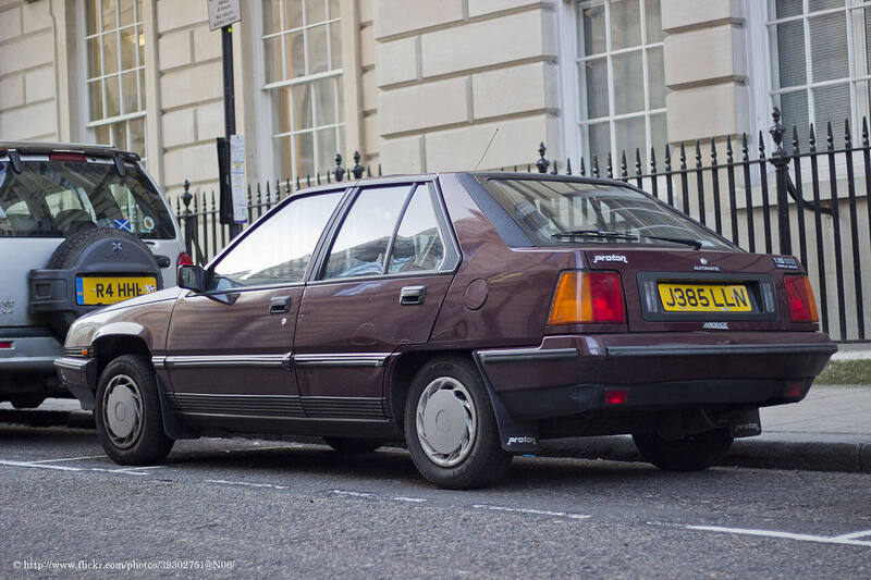 1991_Proton_Aeroback_SE_automatic_(8700712865).jpg