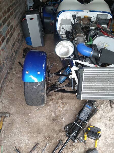 230171959_driversfitted.thumb.jpg.e11735c34fc93307a51f13ec871632e7.jpg