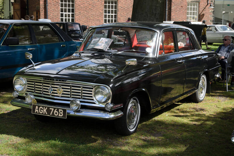 Vauxhall_Victor_FB_(1964).thumb.jpg.c98ce58eeffed897e9a978f1dd873931.jpg