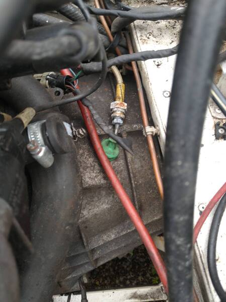 clutch.thumb.jpg.32f034ce5f4d88e683ca24f72d397b1c.jpg