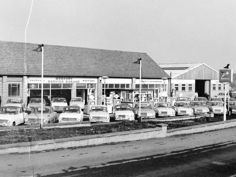 mercury_garage_ilkeston_1962.thumb.jpg.669393f9ea52cc1ce92378a494491f9f.jpg