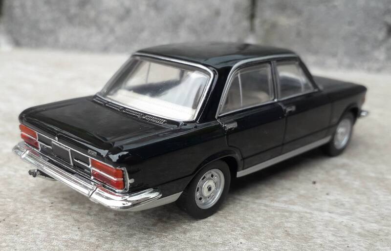 1693559853_StarlineFiat130Berlina2.thumb.jpg.119396abe14ee02e5aac94ffb305ab06.jpg