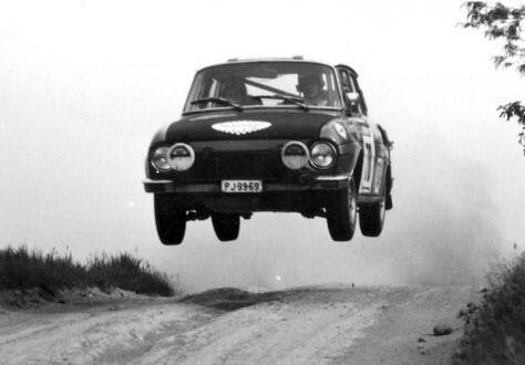 944ce0388aa69f0d597339177944d161--rallye-automobile-skoda.jpg.612e262c2ee4d71eda5b624cc0c29cc6.jpg