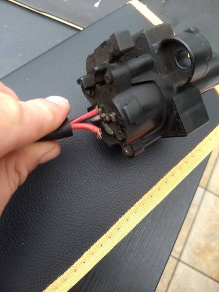 ignitionbroken.thumb.jpg.3d307dda55fc78923b017f28be72c529.jpg