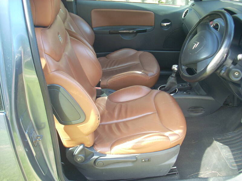 1832444896_HY08TGOfrontseatsasbought.thumb.JPG.7ff756f1cbf40a0ac5d5ea4e2bf9f87f.JPG
