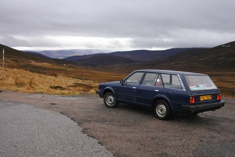 Acclaim-Wagon-2-L.thumb.jpg.6e7939615394eadbba56dbacbee9dd86.jpg