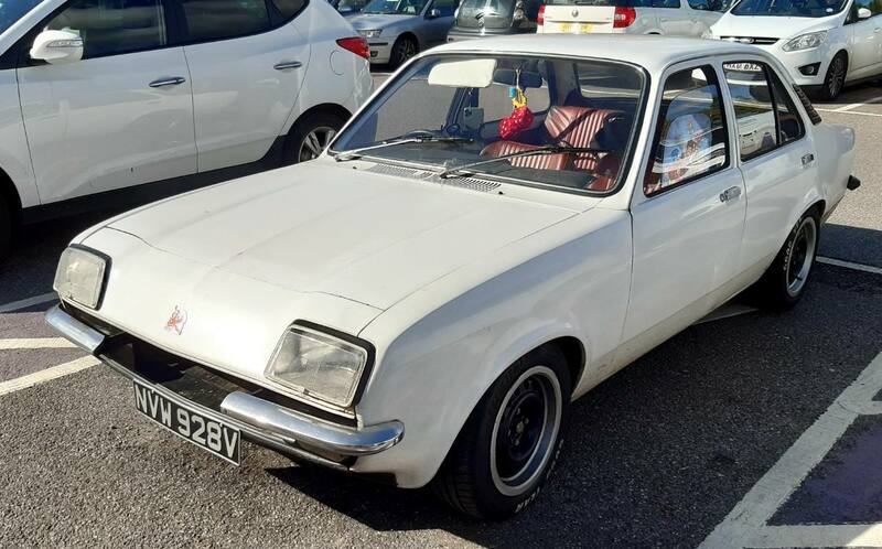 186086844_1980VauxhallChevetteE4doorsaloon.thumb.jpg.ea33a04937d82a5a64079ce8eb33c611.jpg