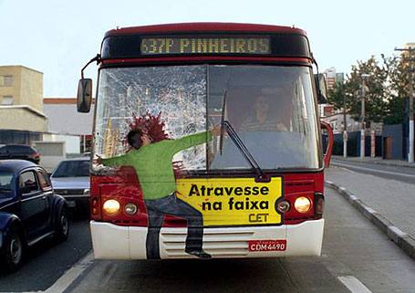 creative-bus-ads-stuck.jpg.85ba57acd349bd6788104c7764a0f7d6.jpg