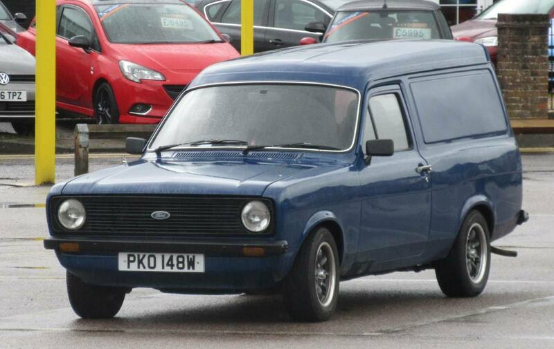 1164381027_1981FordEscortvan5po.thumb.JPG.c5a33961f1e531e5cc91026c91b5b100.JPG