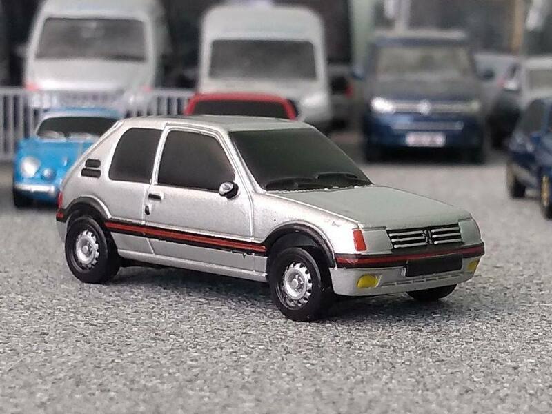 Peugeot_205.thumb.jpg.98903dc2f8168367f81b8610d7ac2477.jpg