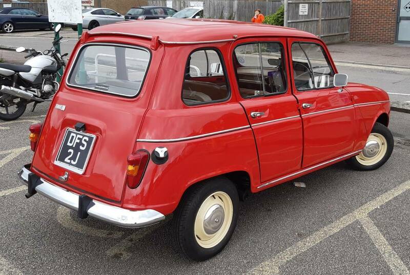 1301844488_1972Renault4.thumb.jpg.791cd5c5961528402ebd78e10dba2552.jpg