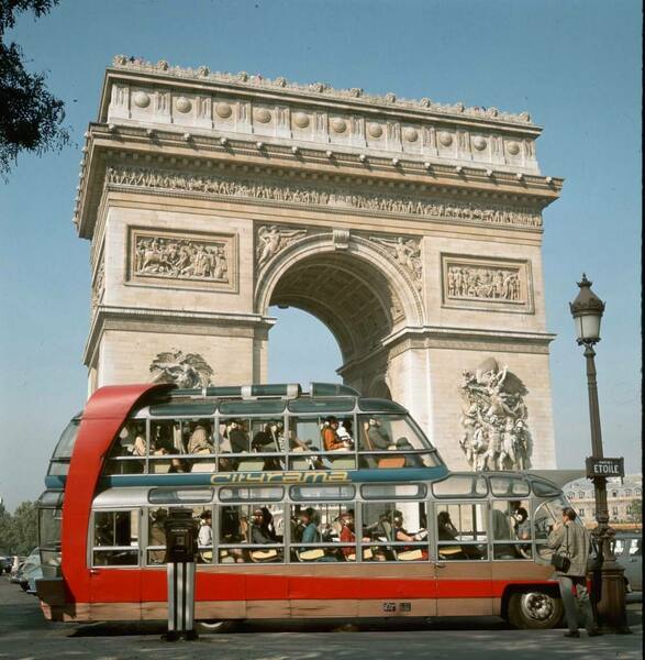 1903801401_paris-touristbus.thumb.jpeg.ba3ceb3827c99eb8ae710140192c9160.jpeg