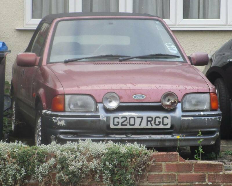 1152559997_1990FordEscortXR3iconvertible.thumb.JPG.fba31563cf4fd4d2c5aaf6e6c19c1f08.JPG