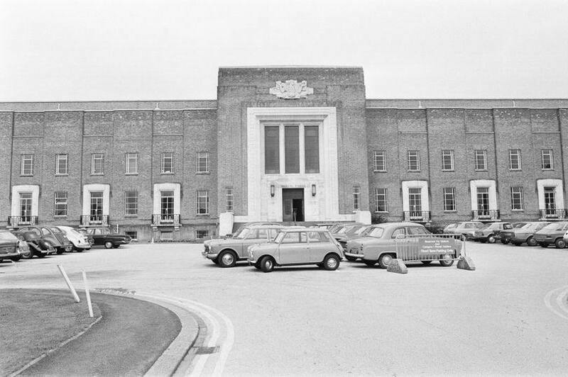 University-of-Birmingham.thumb.jpg.28a44f84abec5e003b8bc6c53bff4339.jpg