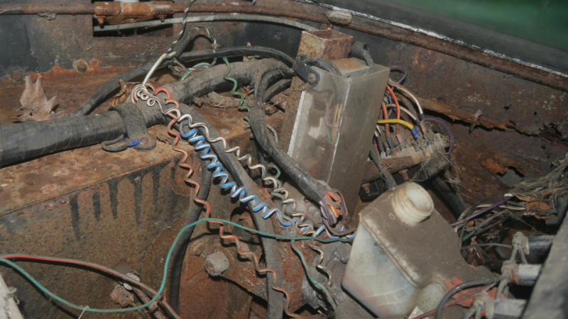 behind_the_steering_wheel.thumb.png.d73bfe4044187be9343d423511fa8242.png
