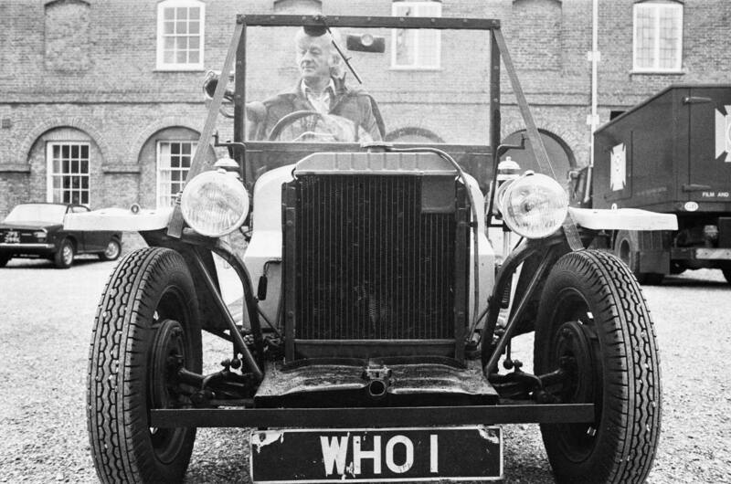 drwho.thumb.jpg.e040743ca5e270bb5a7afa1ef96ae25a.jpg