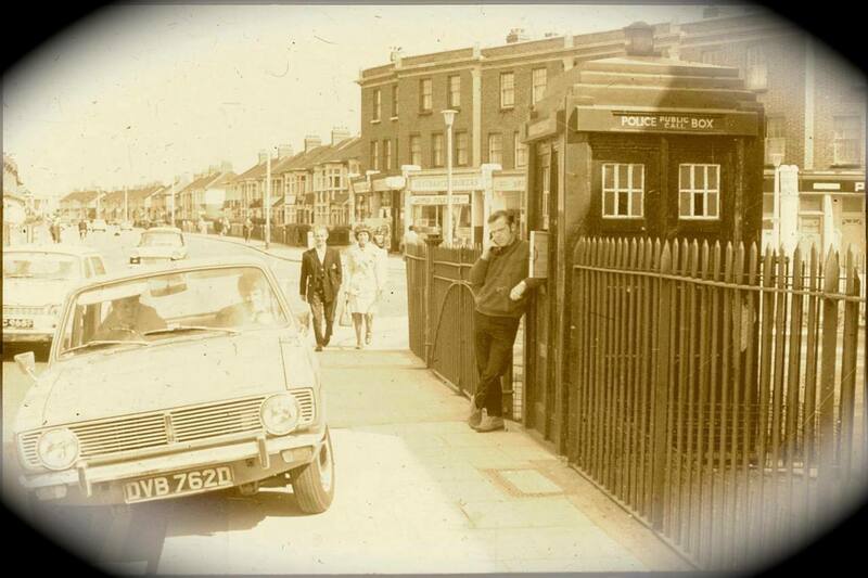 policebox.thumb.jpg.fa8dc059678e4975b88a9a6066466925.jpg
