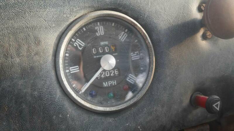 speedometer_cleaned.thumb.JPG.b5b83342aecde07067edd8f4dc1026ed.JPG