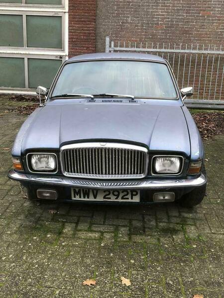 vanden.thumb.jpg.6baa315944ac559f4aea17662225528d.jpg