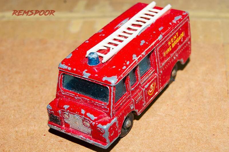 LandRoverFireFront.thumb.jpg.749868d5e3082ec50bc06892ed0909c5.jpg