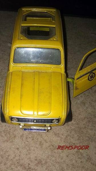 Renault4Front.thumb.jpg.84966fd3378c92e058c8c7e114baa65d.jpg