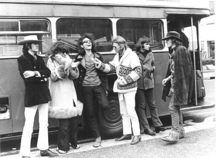 1608242484_JeffersonAirplane.jpg.a951338a99c80469e7edce660cd7c230.jpg