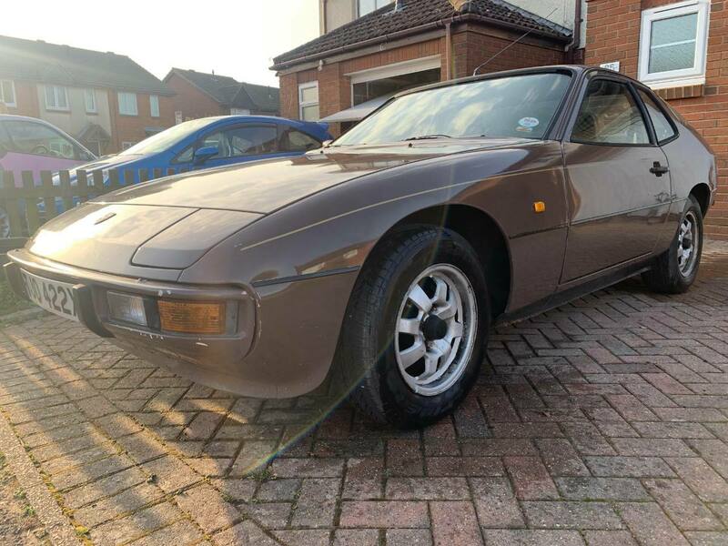 263062062_Porsche924-TJO422X(3).thumb.jpeg.75f178e35b7efa09a3fb1784d637f15d.jpeg