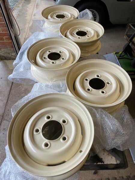 Wheels.thumb.jpg.72d31c97ae4779226de0527ad83a8d0a.jpg