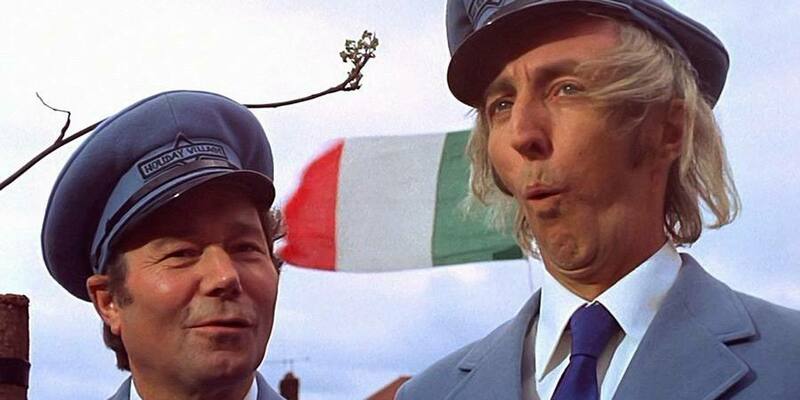 holiday_on_the_buses.jpg
