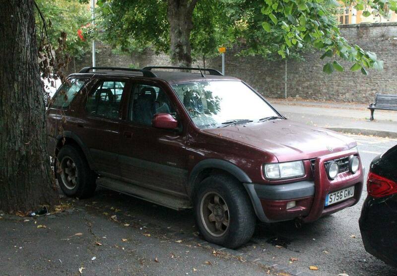 Vauxhall_Frontera_S756GWU_Brackley_2022-09-13.thumb.jpg.4e81e831921f9cf71fff0b92f544de27.jpg
