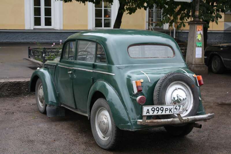 moskvitch-400_7a790.thumb.jpg.137c0c7d4aa16b1bf2cb78326973ca14.jpg