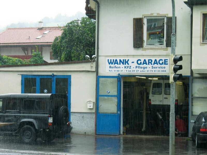Garage.thumb.jpg.9c0919b98d5f66a2bab9850e2585dcfd.jpg