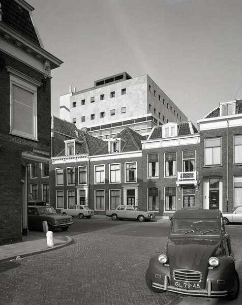 2095712564_VrouwjuttenstraatUtrecht2.thumb.jpg.8c4ff782666f789639f3c91596ef4432.jpg