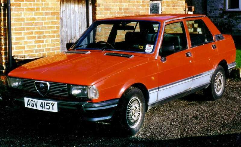 Alfa Giulietta 1.8 01.jpg broad v3.jpg