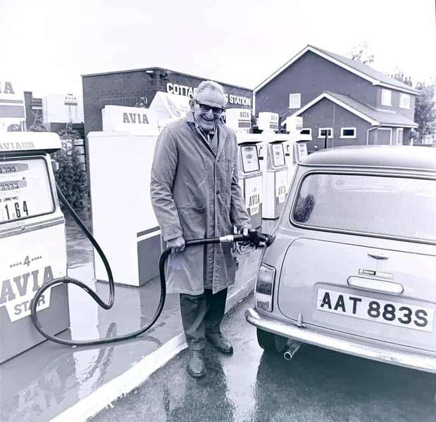 Fillherup.thumb.jpg.2907bf592f9735530f554b49ed1f8abb.jpg