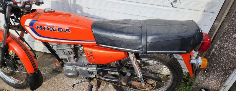 HondaCB50Jnewpanelonbike.thumb.jpg.53f657d5fed4897539c08866890d3a6f.jpg