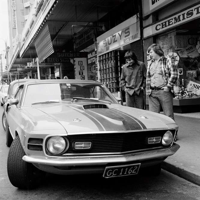 mustang.jpg.5a34245945a4229a5a28b14d669c93b7.jpg