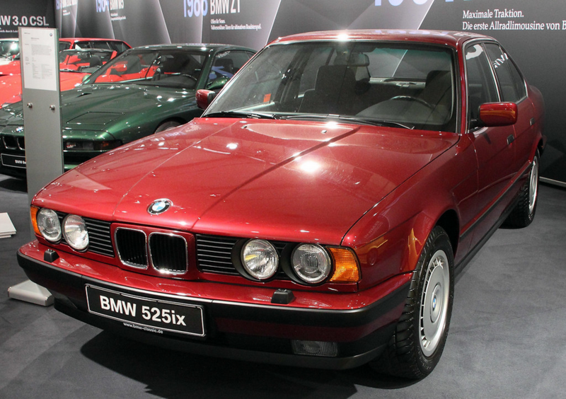 Screenshot 2024-12-11 at 20-47-38 525ix A BMW 525ix at the Techno Classica in Essen. Dennis Matthies Flickr.png