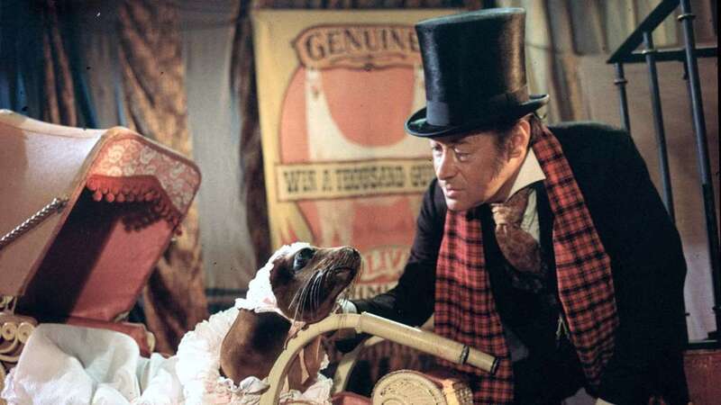 doctor_dolittle__1967_photofest_still_-_h_2020_.thumb.jpg.5f572cc629f0ede637ec43772315b5b7.jpg