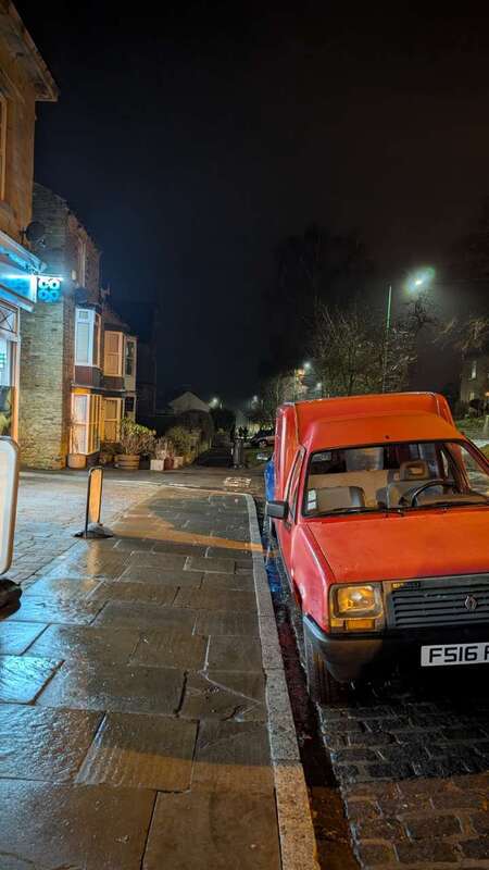 PXL_20250215_215025024.NIGHT.thumb.jpg.f81e1e11e11dab245992aa737685bc6f.jpg