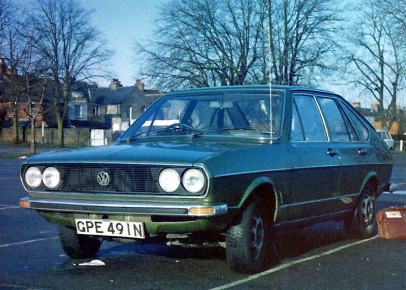 Passat GLS GPE 491N Green front v2 broad.jpg