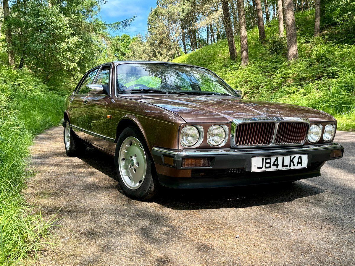 1991-jaguar-xj-682476c5d426d.jpg.1cd02ddb762ea051467cbc6b62e9c802.jpg